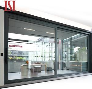 Puerta corredera de aluminio con cerradura electrónica
