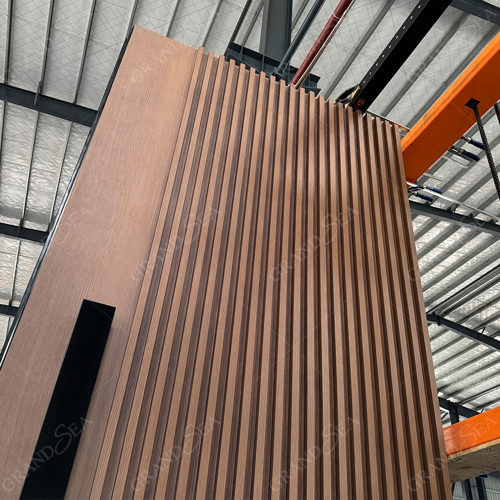 Galería de proyectos de puertas pivotantes