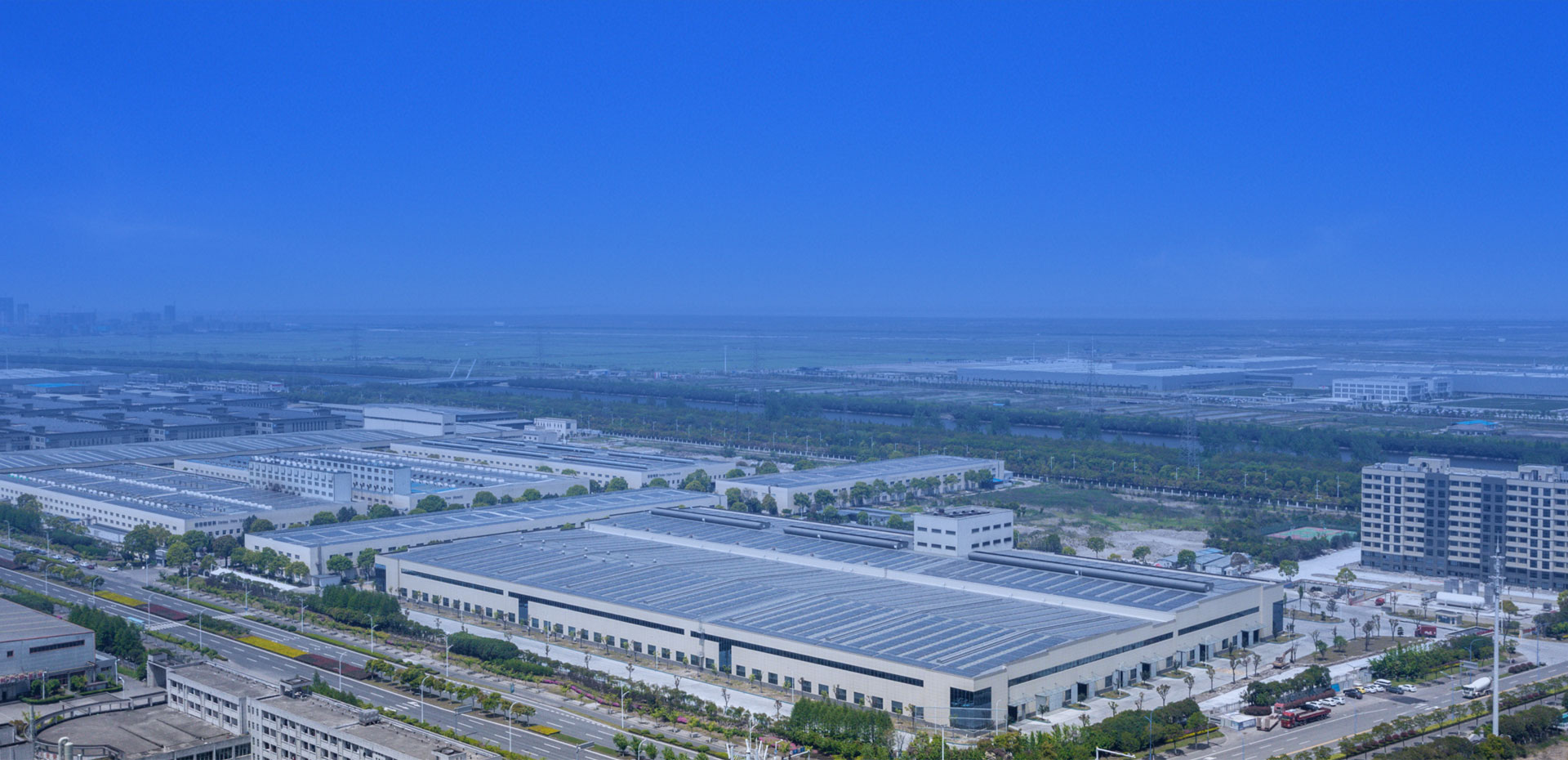 Instalaciones de Guangdong Dejiyoupin Doors and Windows Co., Ltd.