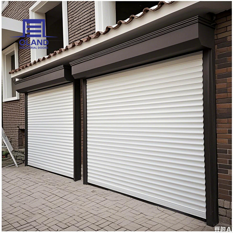 Puerta enrollable de aluminio al por mayor con motor eléctrico, diseño resistente al viento para aberturas industriales y comerciales.