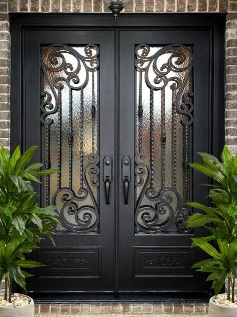 Nueva puerta doble de hierro forjado con aislamiento térmico y burlete para uso exterior (modelo 2026).