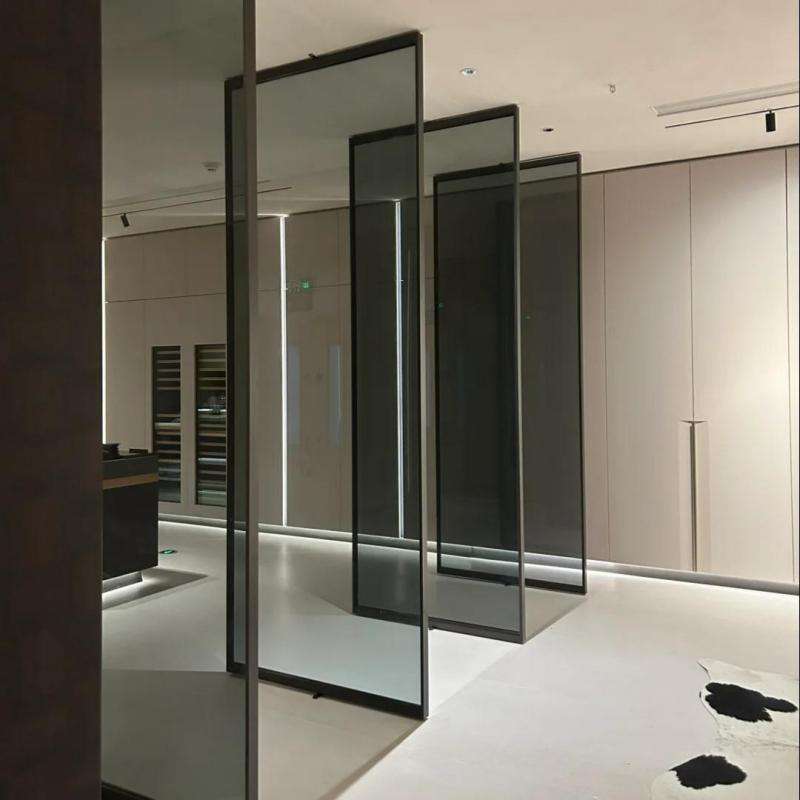 Puertas pivotantes de aluminio y vidrio, fabricadas a medida en fábrica, en varios tamaños, a precios asequibles. Puertas giratorias de vidrio y aluminio. Puertas manuales de vidrio resistentes a la humedad.
